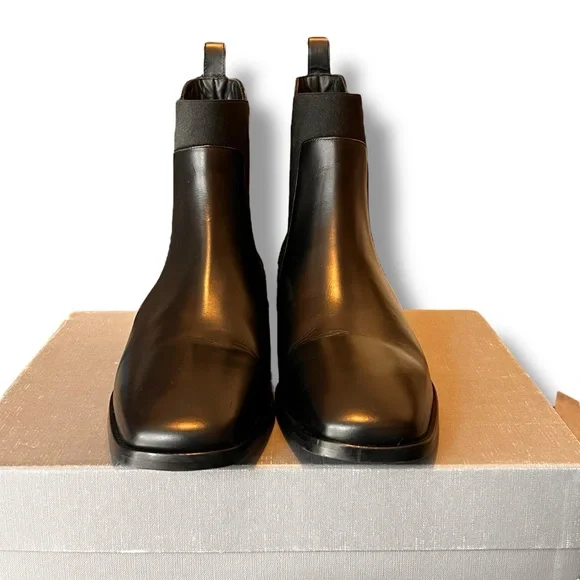 NEW! Everlane Womens The Italian Chelsea Square Toe Boots Black Leather Sz 10.5 - Picture 7 of 9